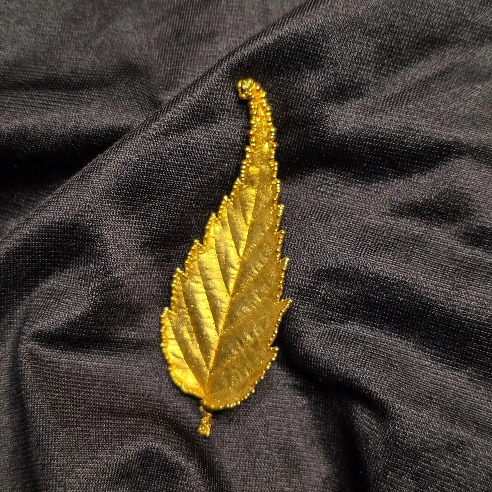 Vintage Gold Tone Leaf Brooch Nature Statement Elegant Jewelry